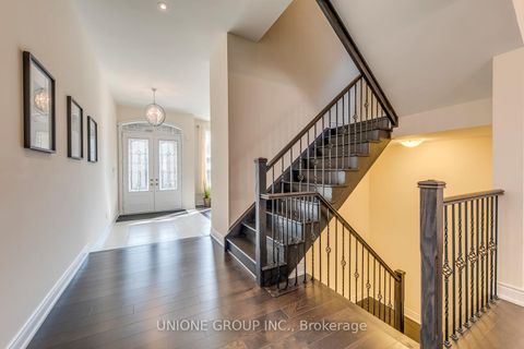 Photo 4 at 3045 Parsonage Crescent, GO Glenorchy, Oakville