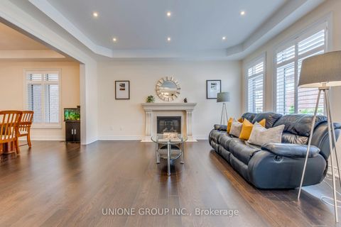 Photo 10 at 3045 Parsonage Crescent, GO Glenorchy, Oakville