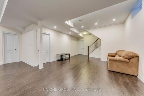 Photo 38 at 3045 Parsonage Crescent, GO Glenorchy, Oakville