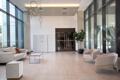 Photo 3 at 308E - 38 Honeycrisp Crescent, Vaughan Corporate Centre, Vaughan