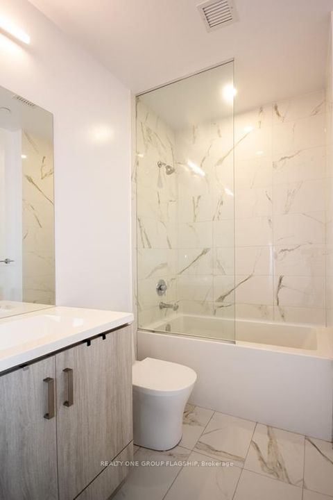Photo 17 at 308E - 38 Honeycrisp Crescent, Vaughan Corporate Centre, Vaughan