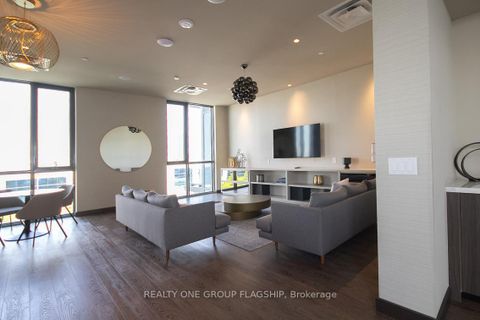 Photo 27 at 308E - 38 Honeycrisp Crescent, Vaughan Corporate Centre, Vaughan