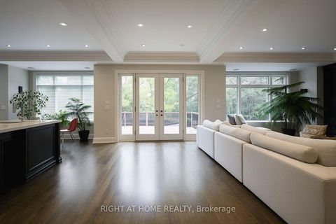 Photo 7 at 2 Finchley Road, Humber Valley, Toronto Photo 7 at 2 Finchley Road, Humber Valley, Toronto