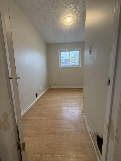 Photo 17 at A7 - 63 Ferris Lane, Cundles East, Barrie