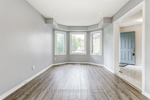 Photo 5 at 1 Price Street, Devonsleigh, Richmond Hill