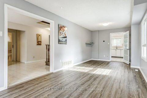 Photo 6 at 1 Price Street, Devonsleigh, Richmond Hill