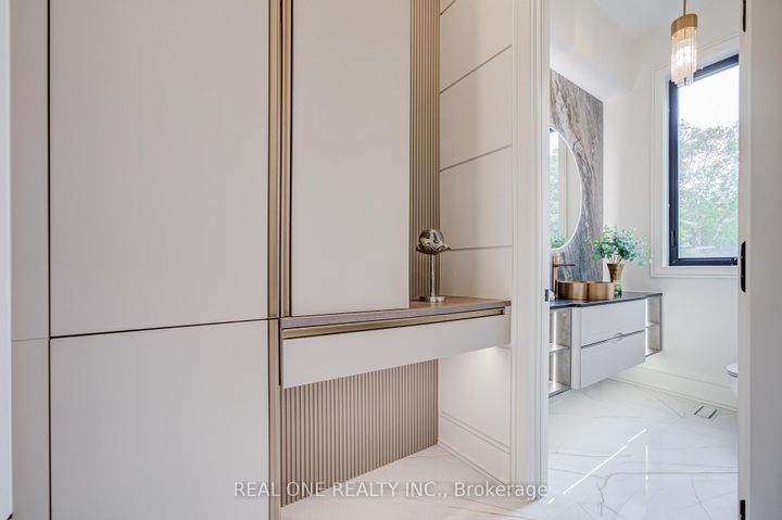 Photo 6 at 58 Sumner Heights Drive, Bayview Village, Toronto