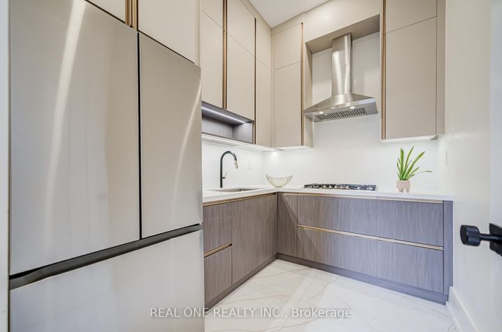 Photo 21 at 58 Sumner Heights Drive, Bayview Village, Toronto