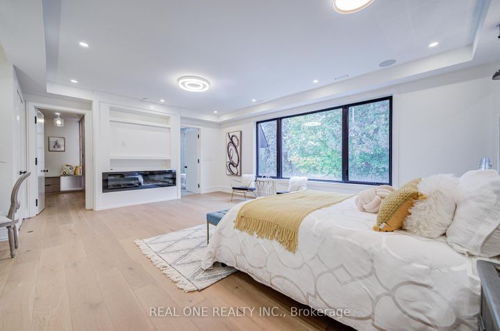 Photo 26 at 58 Sumner Heights Drive, Bayview Village, Toronto