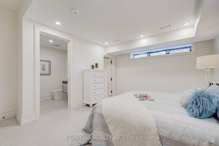 Photo 44 at 58 Sumner Heights Drive, Bayview Village, Toronto