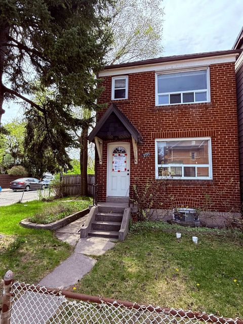 Photo 1 at 2333 Gerrard Street E, Danforth, Toronto Photo 1 at 2333 Gerrard Street E, Danforth, Toronto