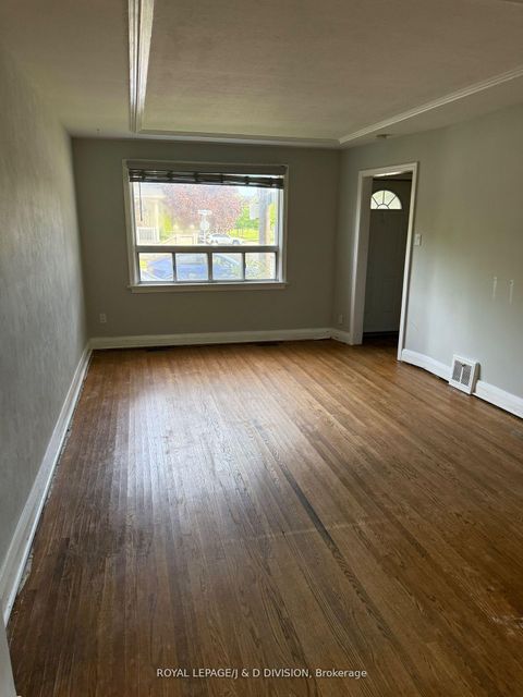 Photo 10 at 2333 Gerrard Street E, Danforth, Toronto