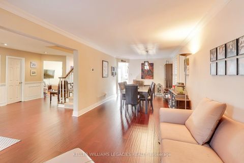 Photo 3 at 53 Millcroft Way, Brownridge, Vaughan Photo 3 at 53 Millcroft Way, Brownridge, Vaughan