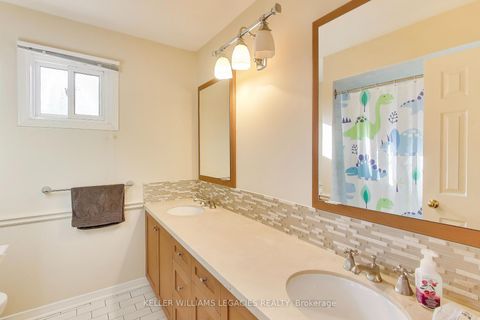 Photo 19 at 53 Millcroft Way, Brownridge, Vaughan