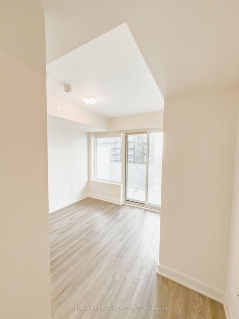 Photo 8 at 2203 Nt - 99 Broadway Avenue, Mount Pleasant West, Toronto