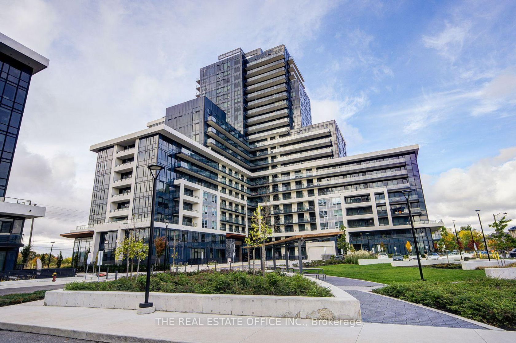 601 - 3220 William Coltson Avenue, JM Joshua Meadows, Oakville 