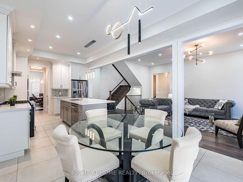 Photo 15 at 16 Charing Cross Gate, GO Glenorchy, Oakville