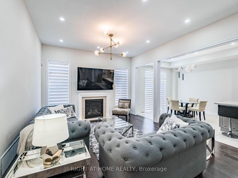 Photo 19 at 16 Charing Cross Gate, GO Glenorchy, Oakville