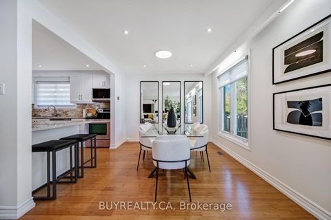 Photo 16 at 5 Baintree Street E, Bathurst Manor, Toronto