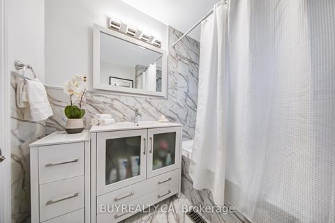 Photo 25 at 5 Baintree Street E, Bathurst Manor, Toronto