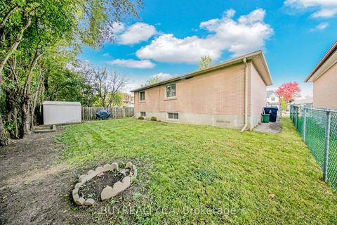 Photo 42 at 5 Baintree Street E, Bathurst Manor, Toronto Photo 42 at 5 Baintree Street E, Bathurst Manor, Toronto