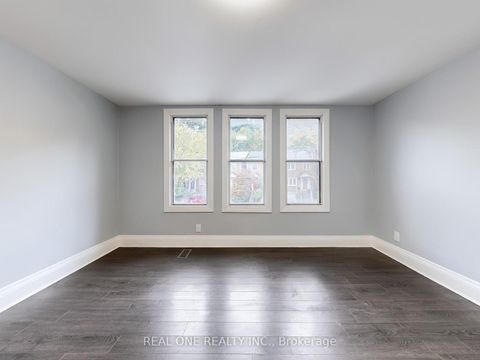 Photo 23 at 611 Davenport Road, Casa Loma, Toronto