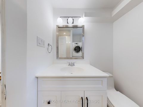 Photo 26 at 611 Davenport Road, Casa Loma, Toronto