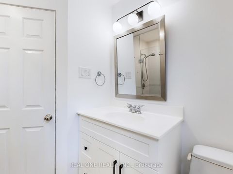 Photo 28 at 611 Davenport Road, Casa Loma, Toronto