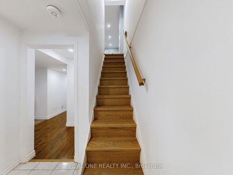 Photo 29 at 611 Davenport Road, Casa Loma, Toronto