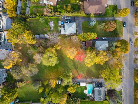 Photo 8 at 162 Weldrick Road W, North Richvale, Richmond Hill