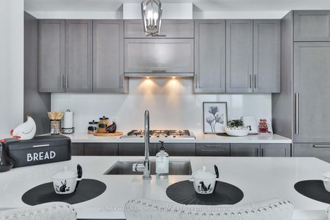 Photo 14 at 505 - 29 Queens Quay E, Waterfront Communities C8, Toronto