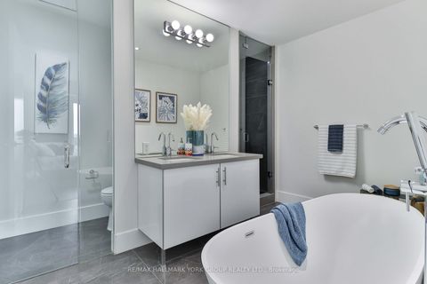 Photo 17 at 505 - 29 Queens Quay E, Waterfront Communities C8, Toronto