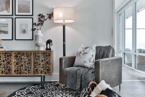 Photo 28 at 505 - 29 Queens Quay E, Waterfront Communities C8, Toronto