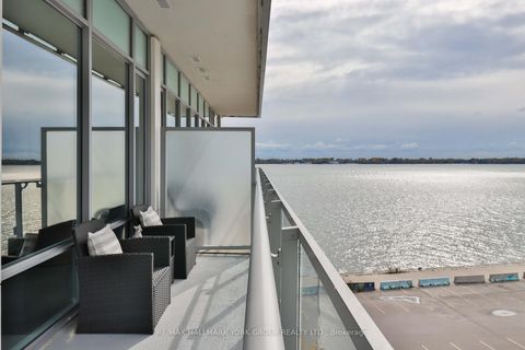 Photo 29 at 505 - 29 Queens Quay E, Waterfront Communities C8, Toronto