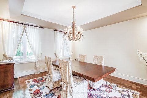 Photo 8 at 17 Duncton Wood Crescent, Hills of St Andrew, Aurora