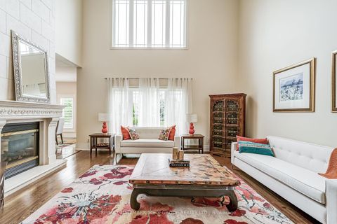 Photo 9 at 17 Duncton Wood Crescent, Hills of St Andrew, Aurora