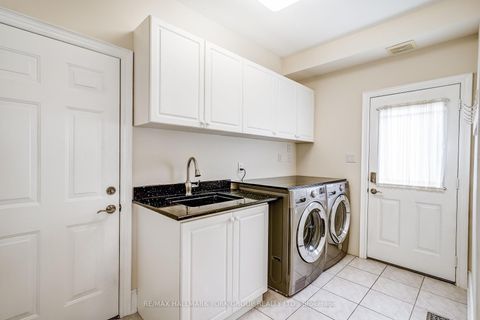 Photo 21 at 17 Duncton Wood Crescent, Hills of St Andrew, Aurora