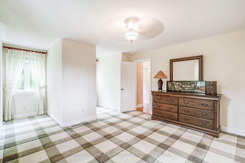 Photo 23 at 17 Duncton Wood Crescent, Hills of St Andrew, Aurora