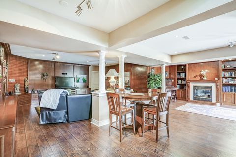 Photo 28 at 17 Duncton Wood Crescent, Hills of St Andrew, Aurora