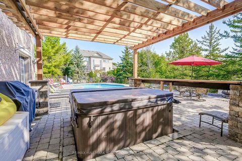 Photo 39 at 17 Duncton Wood Crescent, Hills of St Andrew, Aurora