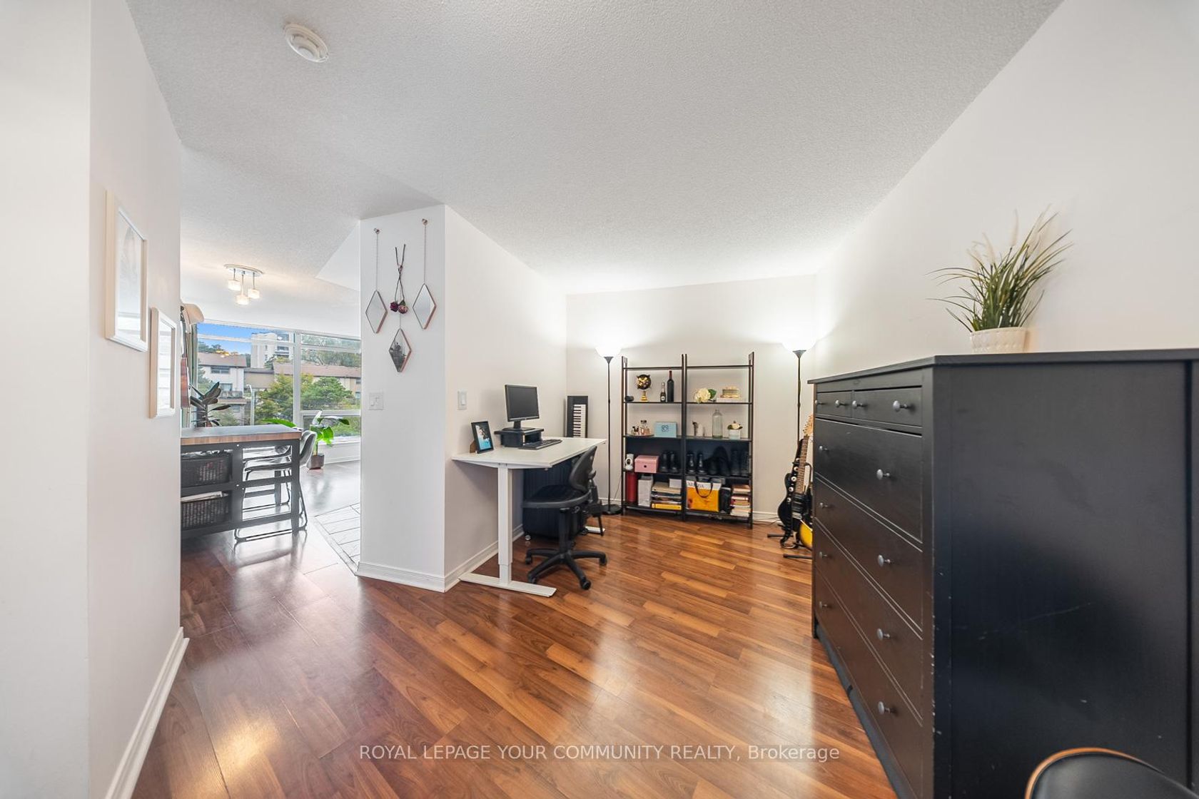 716 - 18 Valley Woods Road, Donalda, Toronto 