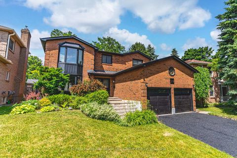 Photo 0 at 21 Autumn Lane, Allandale Heights, Barrie