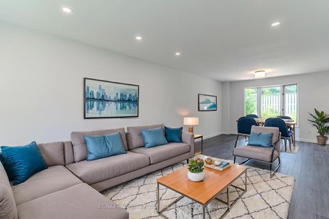 Photo 4 at 21 Autumn Lane, Allandale Heights, Barrie