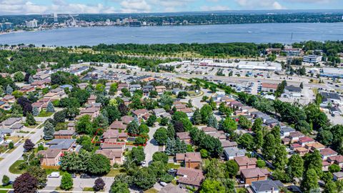 Photo 13 at 21 Autumn Lane, Allandale Heights, Barrie