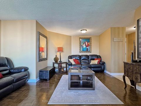 Photo 5 at 1611 - 61 Markbrook Lane, Jamestown, Toronto