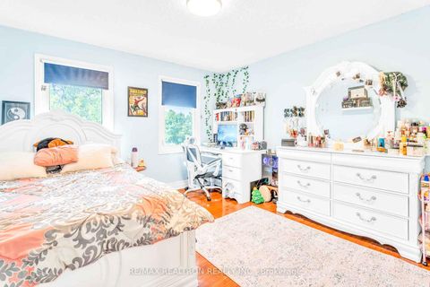 Photo 19 at 111 Devins Drive, Aurora Heights, Aurora
