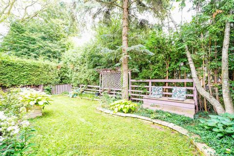 Photo 34 at 111 Devins Drive, Aurora Heights, Aurora