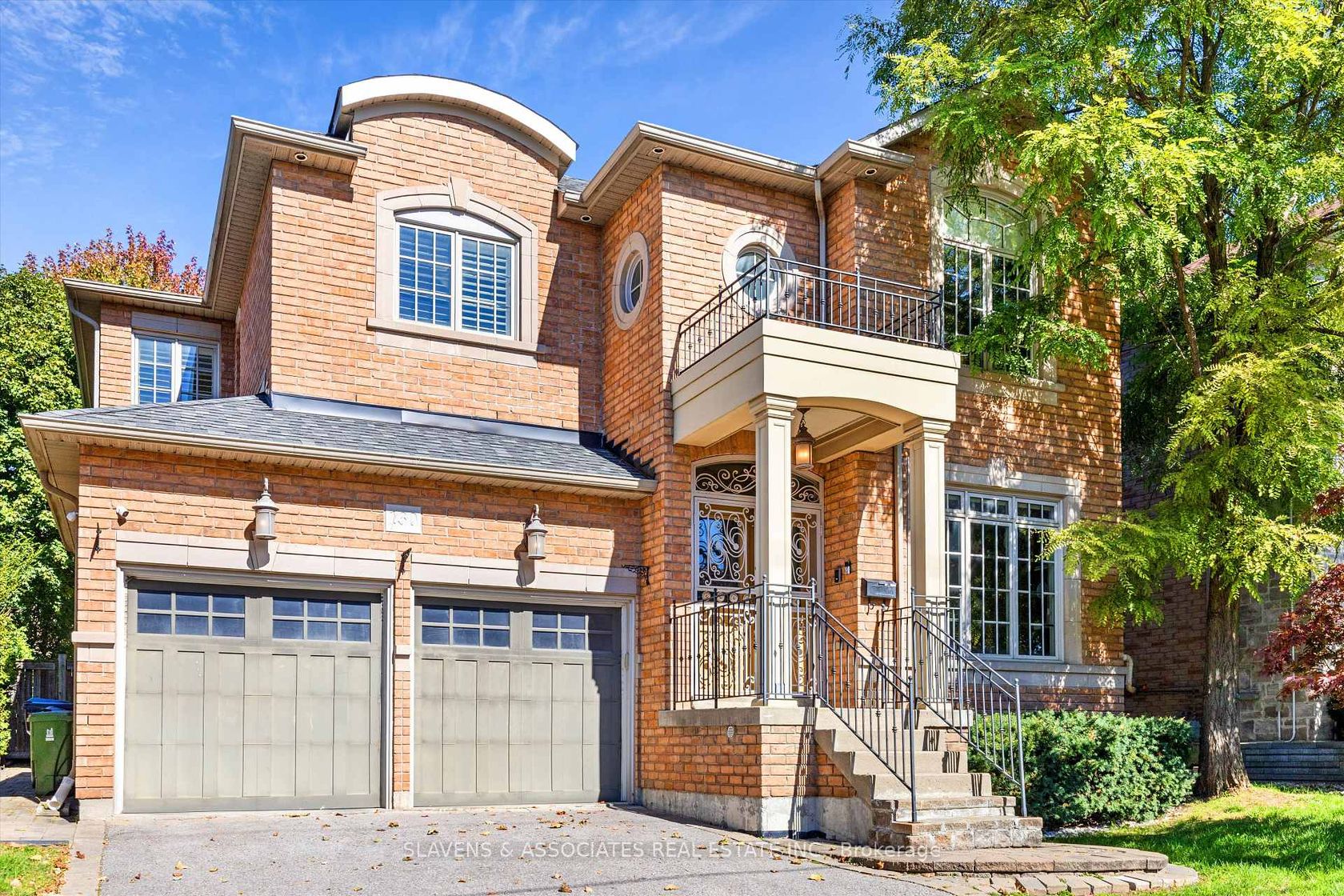 130 York Mills Road, Windfields, Toronto  by Loree Meneguzzi Real Estate 130 York Mills Road, Windfields, Toronto