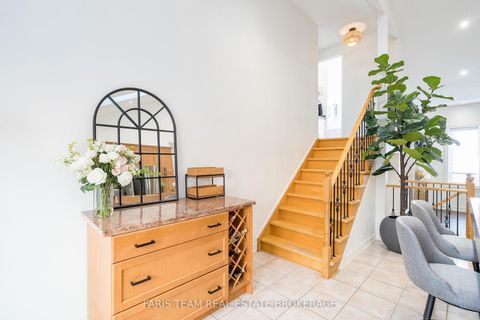 Photo 9 at 1075 Muriel Street, Alcona, Innisfil