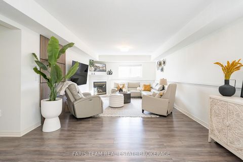 Photo 12 at 1075 Muriel Street, Alcona, Innisfil